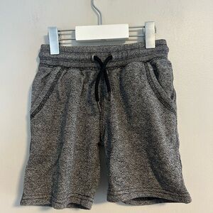 H&M 3/4t grey sweatpants shorts